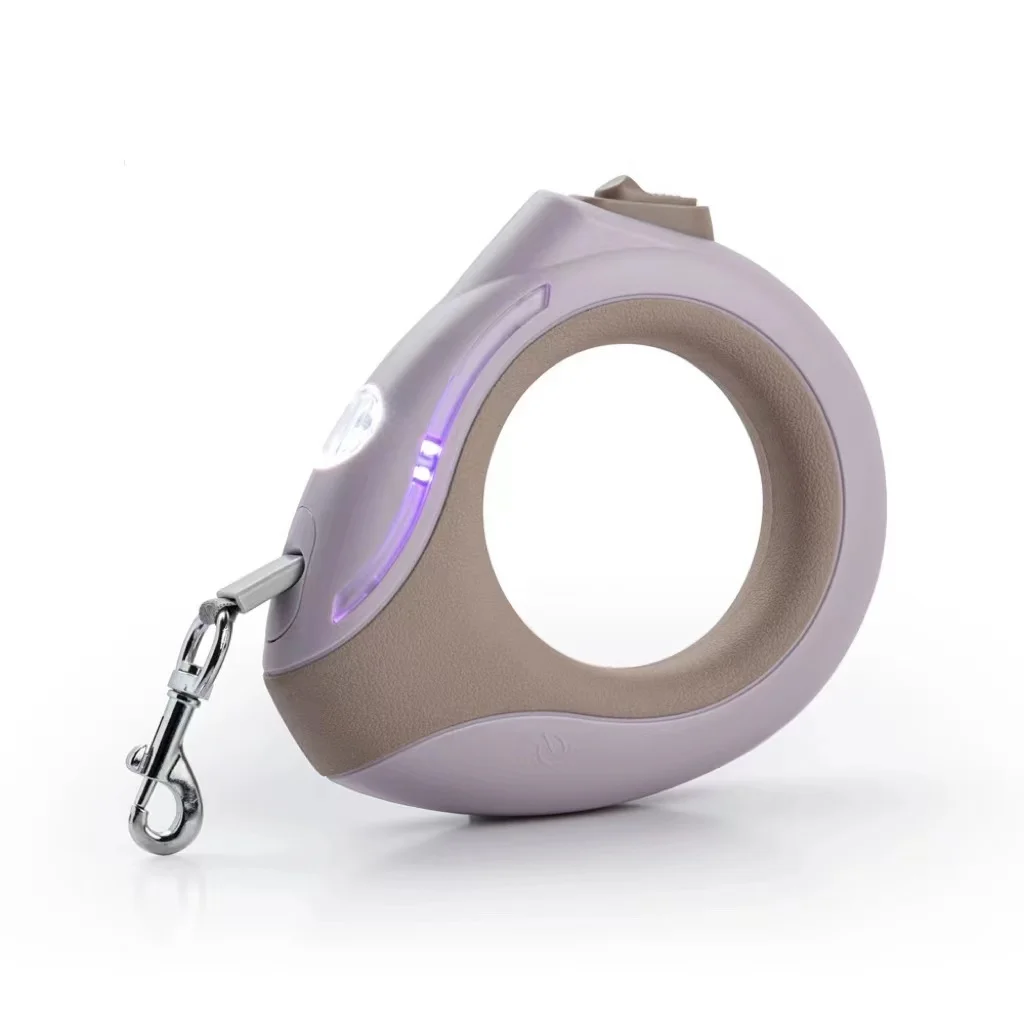 Manufacturer Wholesale New style retractable dog leash stkretch and sh flashlight USB rechargeable pet tractor