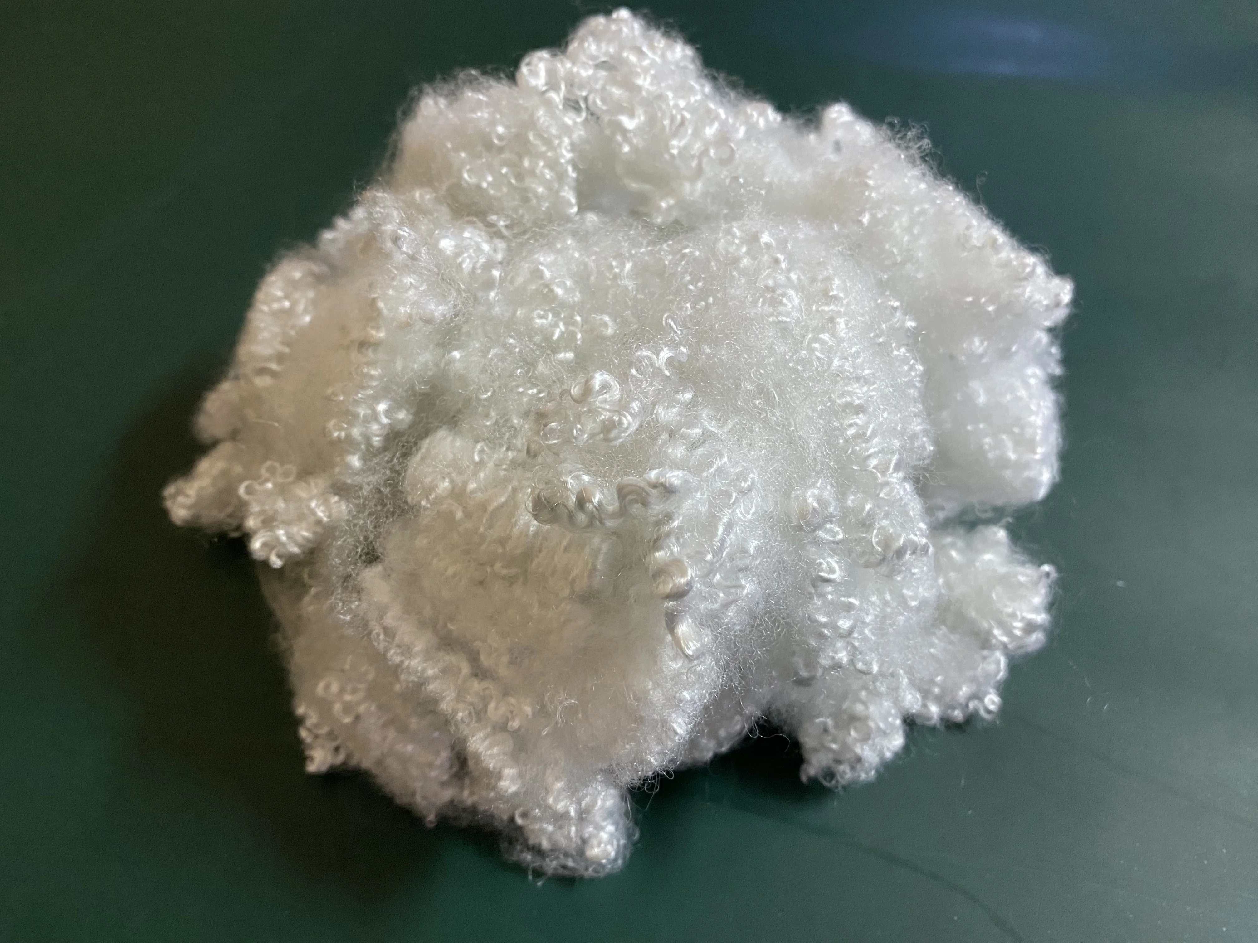 Wholesale Recycled 3D HCS White Hollow Conjugated Siliconized Polyester Staple Fibre HCS Filling for Toy Sofa Blanket Duvet