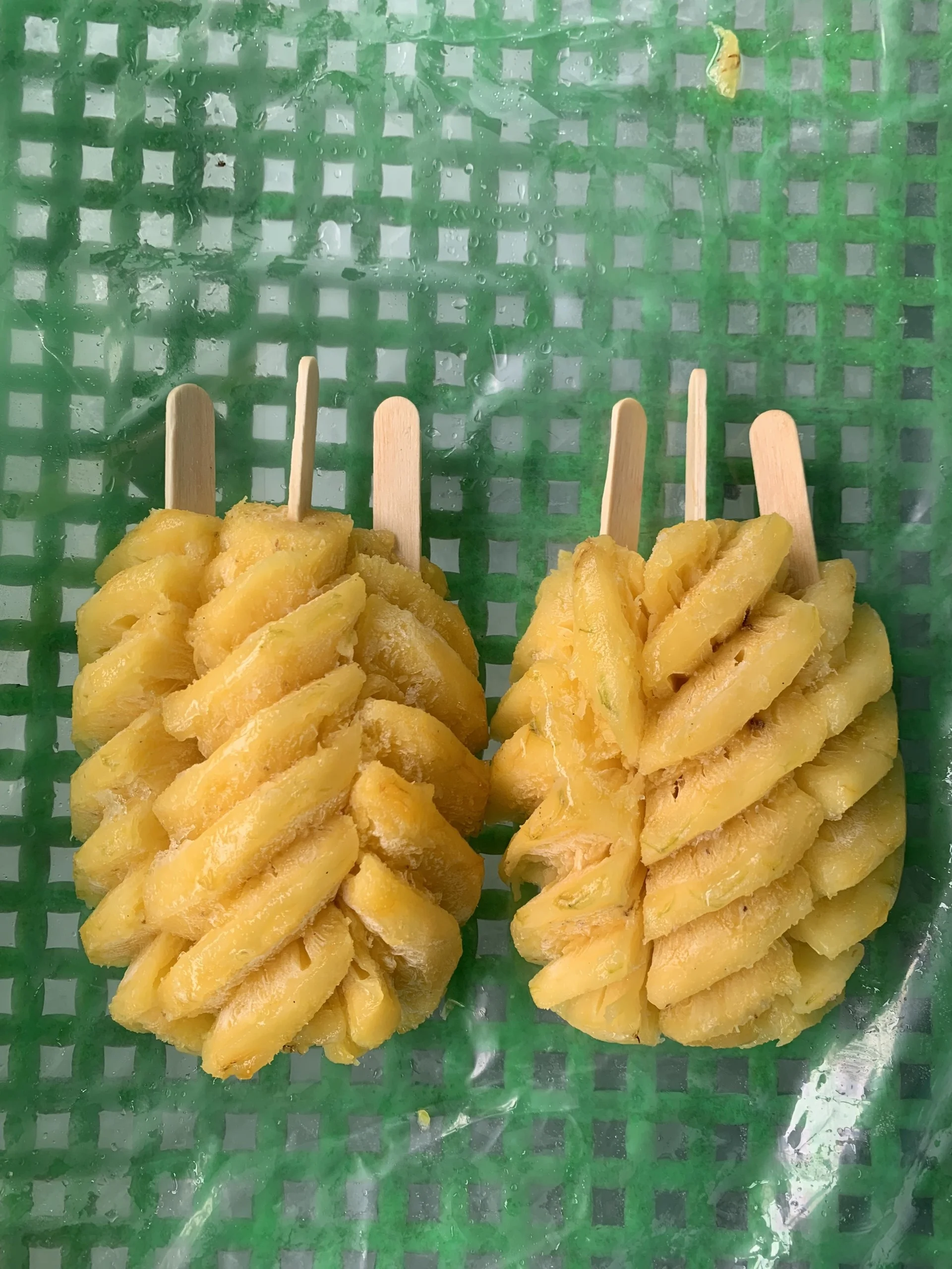 IQF PINEAPPLES FROM VIETNAM WITH BEST PRICE (Whatsapp: +84906880004 (Mr.Dat)