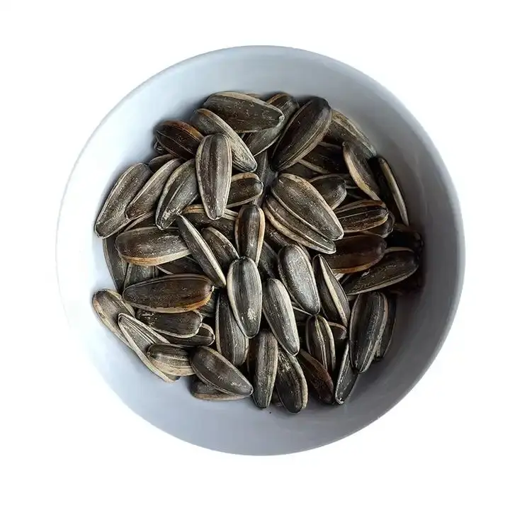 2023 Wholesale bulk biggest size Raw Sunflower Seeds Black White 361
