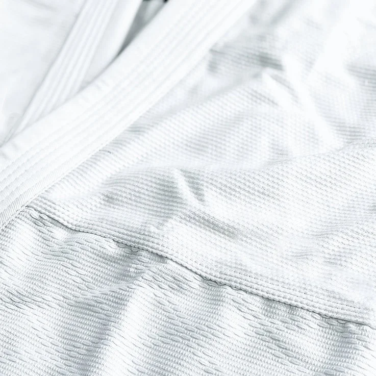 Customized Brazilian White hybrid Jujitsu Gi for women aasi Wears BJJ kimonos High Quality