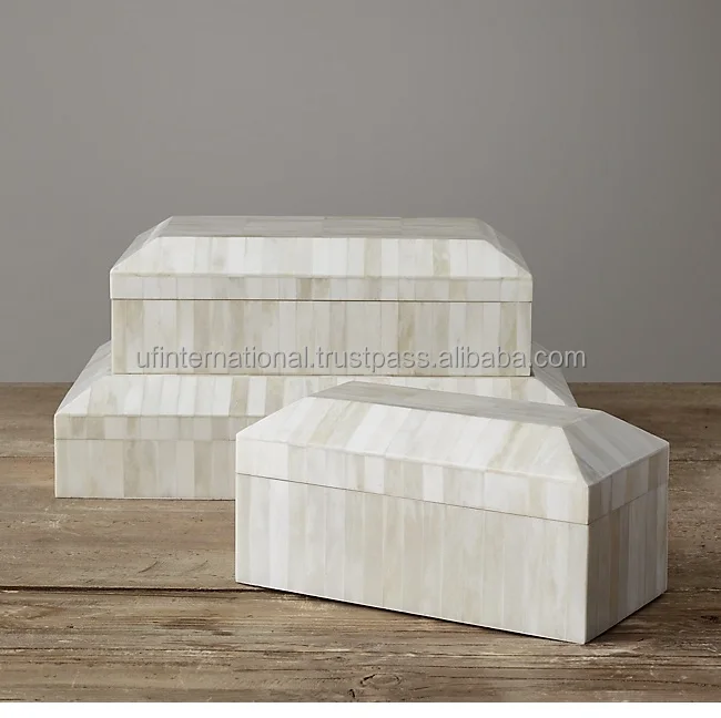 Шкатулка для украшений ручной работы коробка из акрила и дерева с красивой инкрустацией в виде цветка