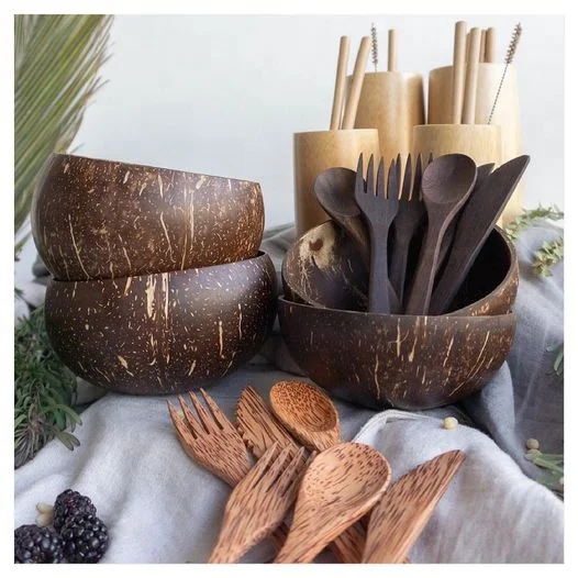 Amazon hot selling Ecofriendly Coconut Bowl With Coconut Oil Finishing For Fruit Smoothie Coconut Cup Natural Wooden bowl