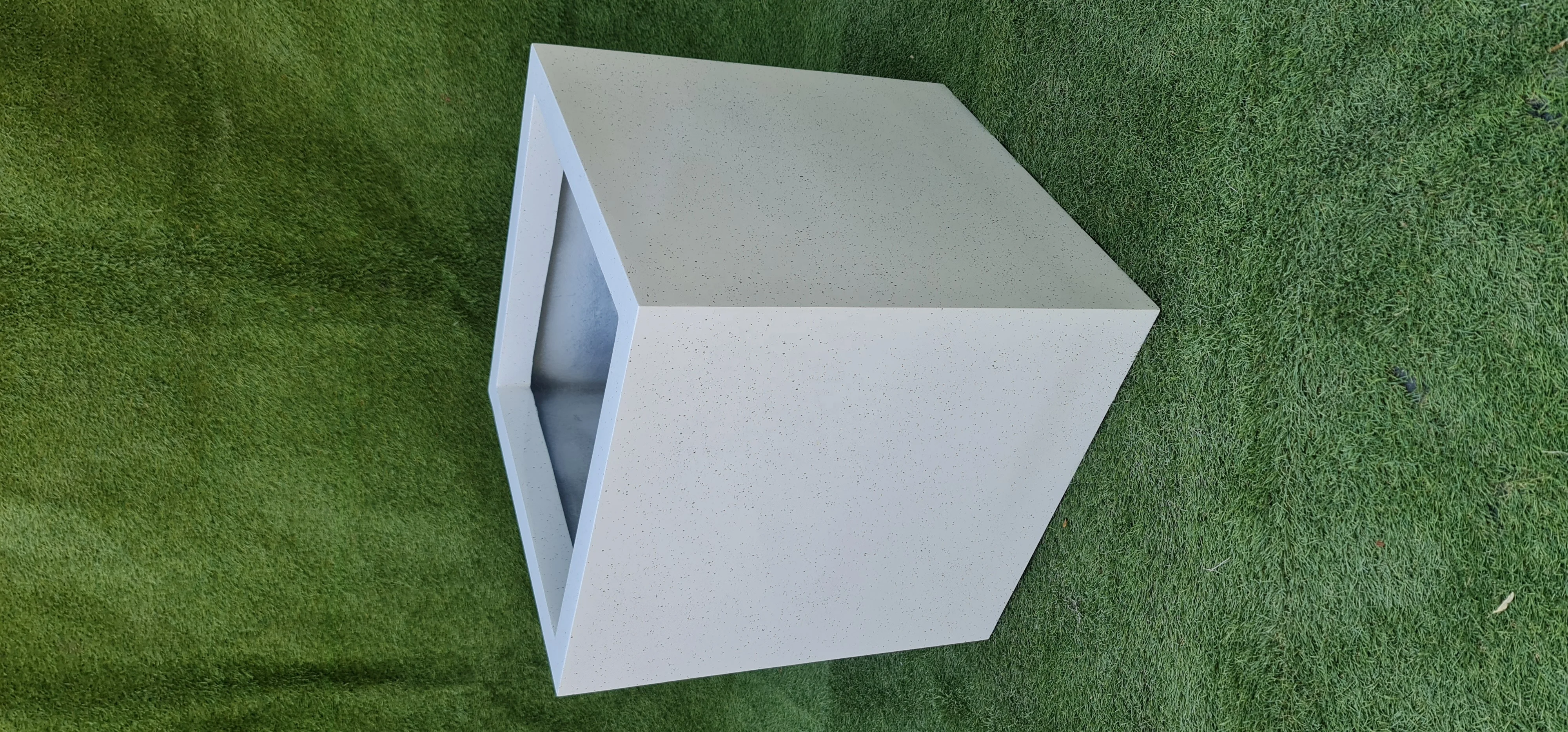 Классический вид FRP смола квадратный Стекловолоконный плантатор для дома отелей торговых центров офисов и аэропортов