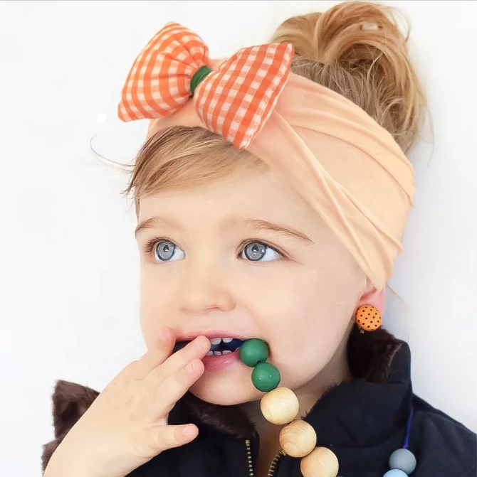 Оптовая продажа Высококачественная нейлоновая ткань для волос модная детская повязка на голову с цветочной формой красивая эластичная