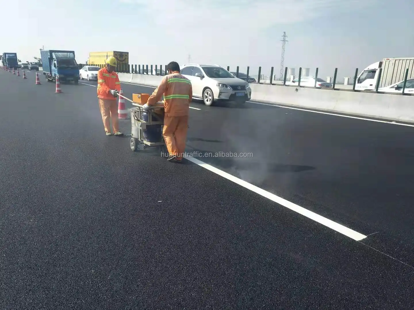 Светоотражающие термопластичные краски для дорожной разметки материалы горячего расплава транспортных линий