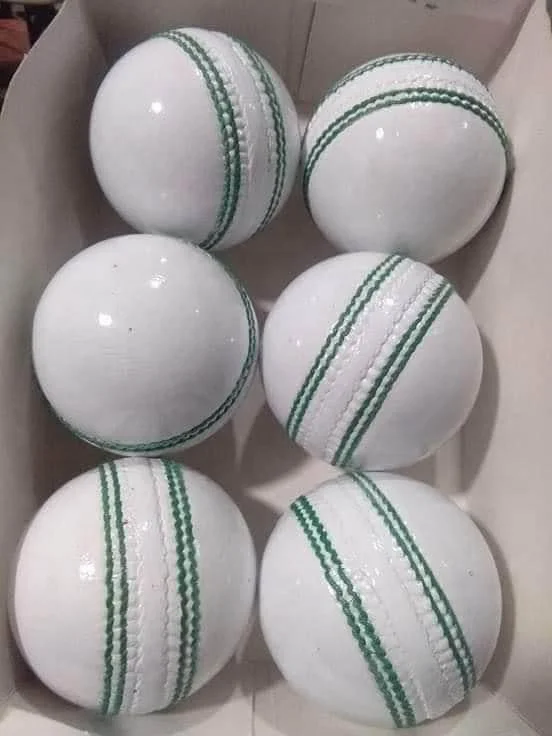 Вощеные блестящие жесткие шарики для крикета из натуральной воловьей кожи Прочная хорошая пробка