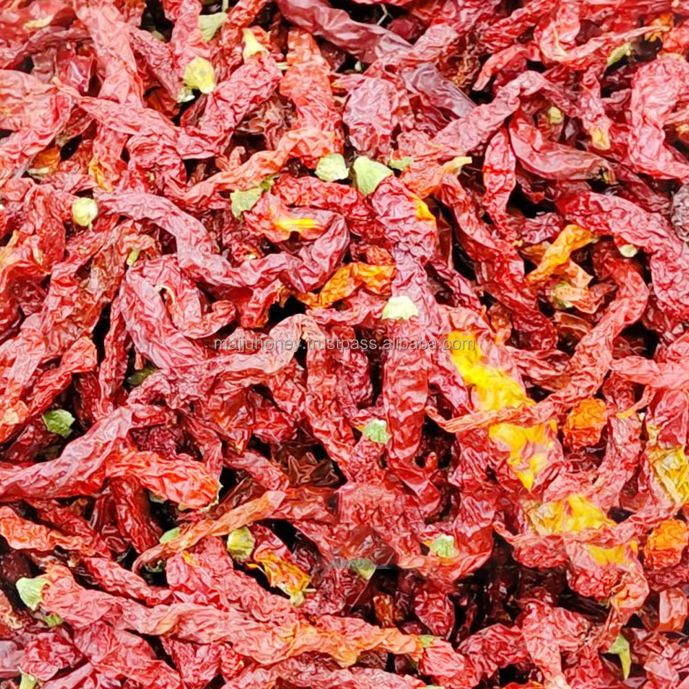 Deep Red Byadgi Chilli Dried Chili with Rich Flavor for Those Who Prefer Less Spicy Food without Stem