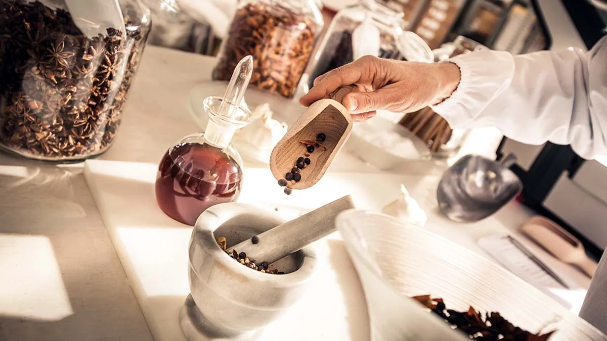 Zampone precooked 100% Italian pork meat traditional Modena recipe 1kg LENTI for wholesalers, retail, hotel and restaurants