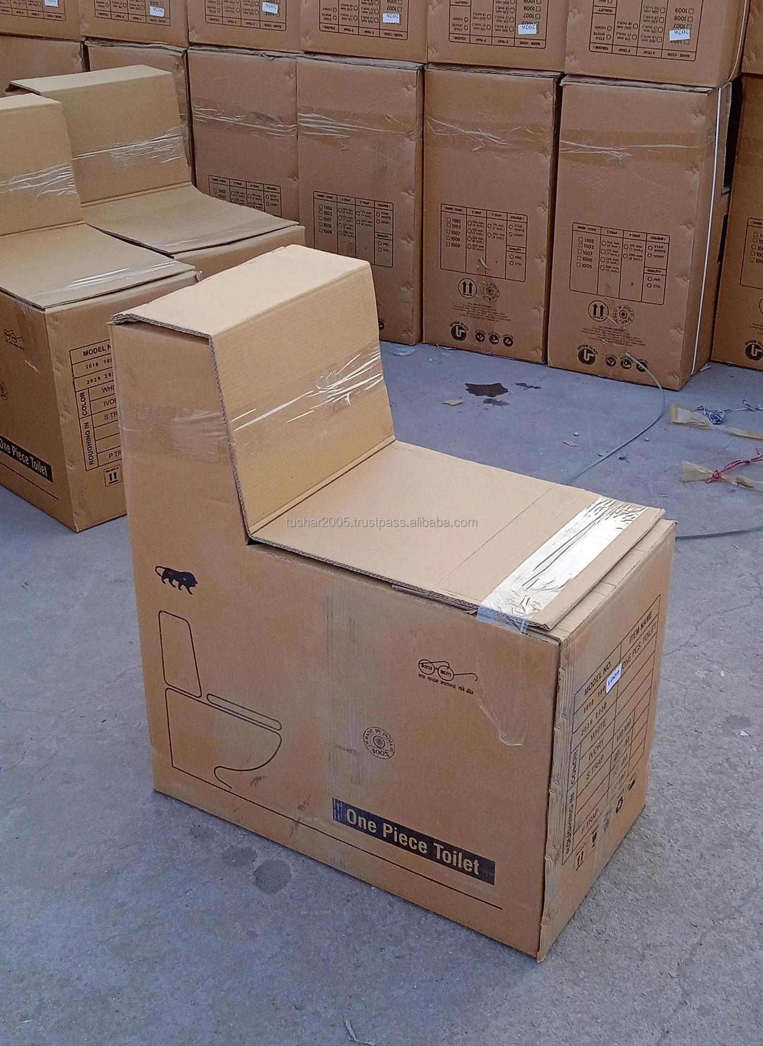 Syphonic 730 X 660 mm Ceramic Vitreous One piece toilet seat with P and S Trap in white glaze with Flushing system