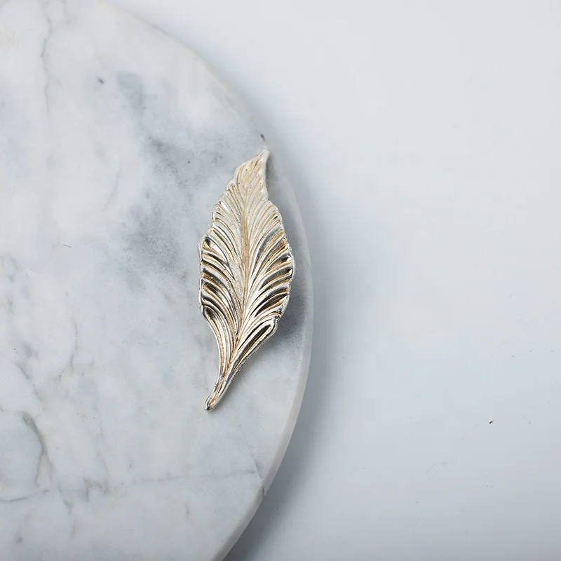 Wholesale Marble Cheese Board Marble Tray and Plate with Gold Leaves Handle