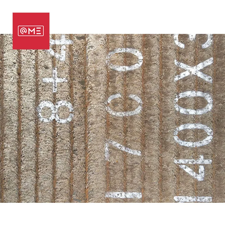 smooth surface chute ,truck liner chromium carbide overlay bimetal  wear plate high quality  for mining