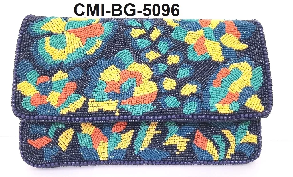 Bee Leopard Clutch Purse / Snap Closure / Mini or Regular / Chain Shoulder Strap / Seed Beads / Gifts for Her / Unique / Queen B