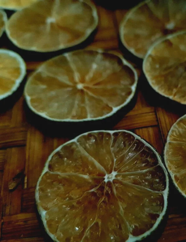 Dried Limes (1,000 gram) Dehydrated Thai Limes - Wholesale - custom size package & design (Product of Thailand)