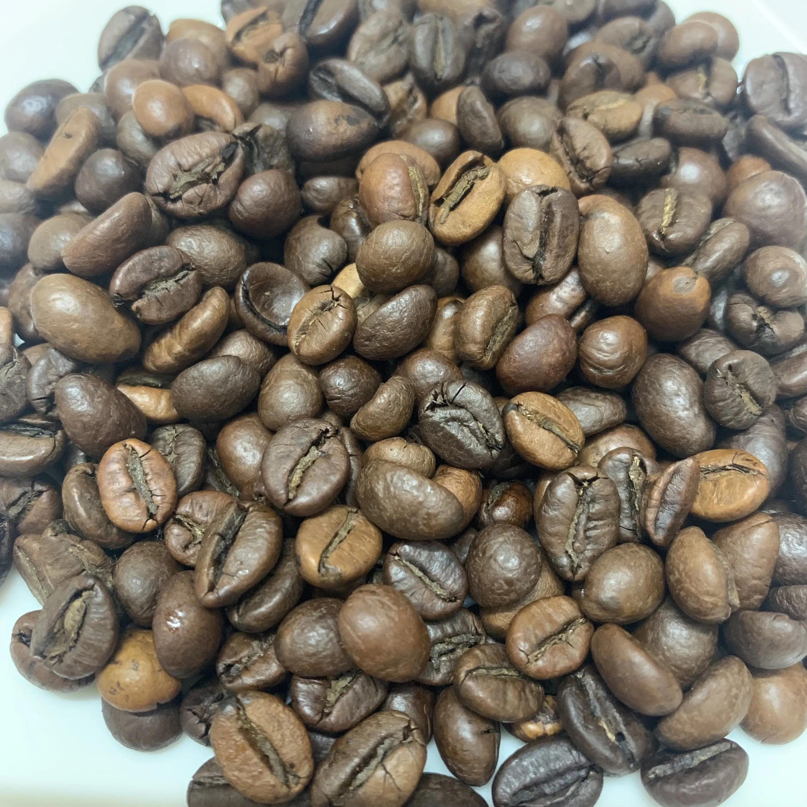 Premium Quality Bulk Kirar Whole Bean Roasted Arabica Washed Robusta Coffee Bean Strong Taste Hot Selling Specialty Spicailty