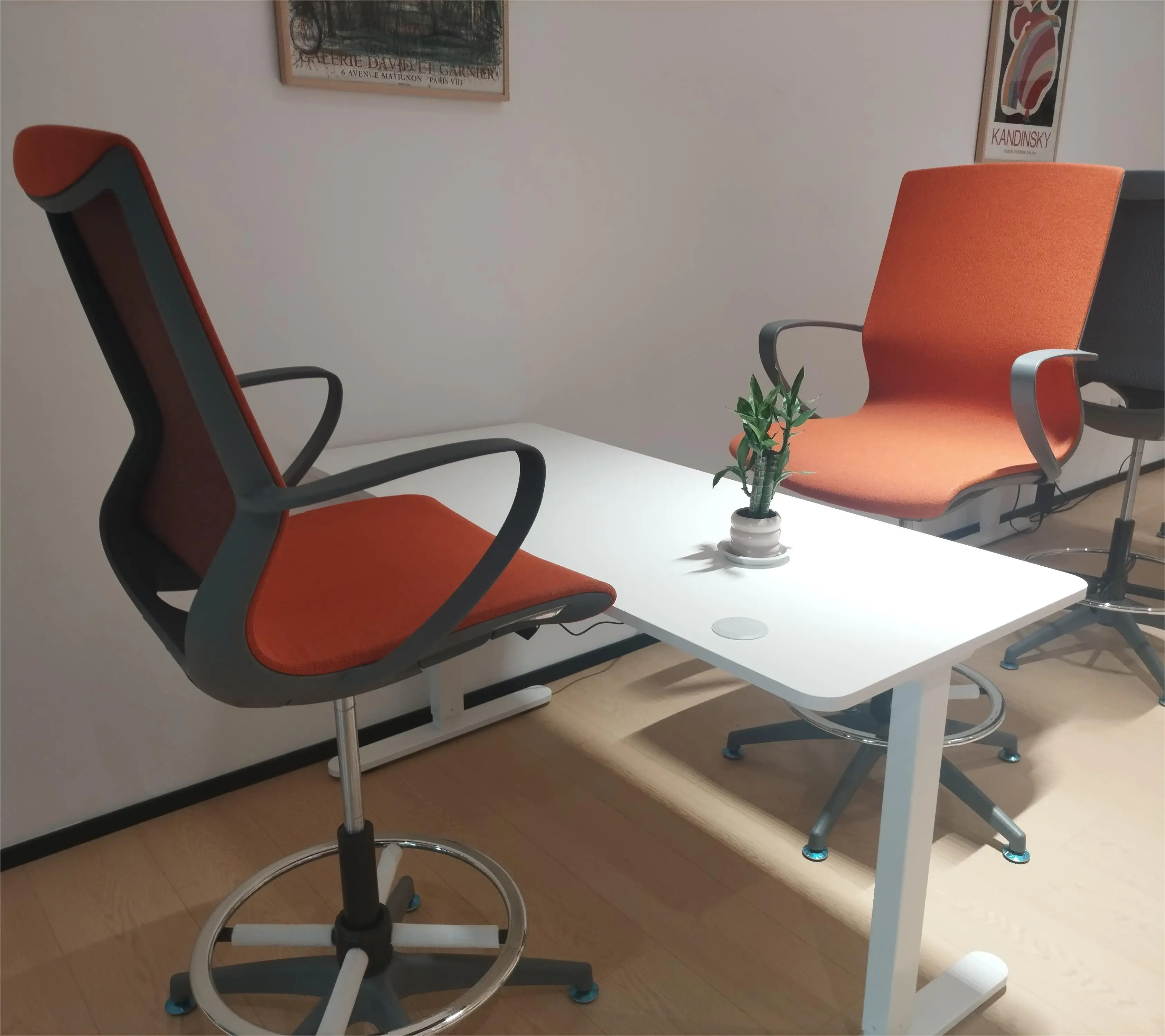 Minimalist height adjustable desk convenient standing office furniture