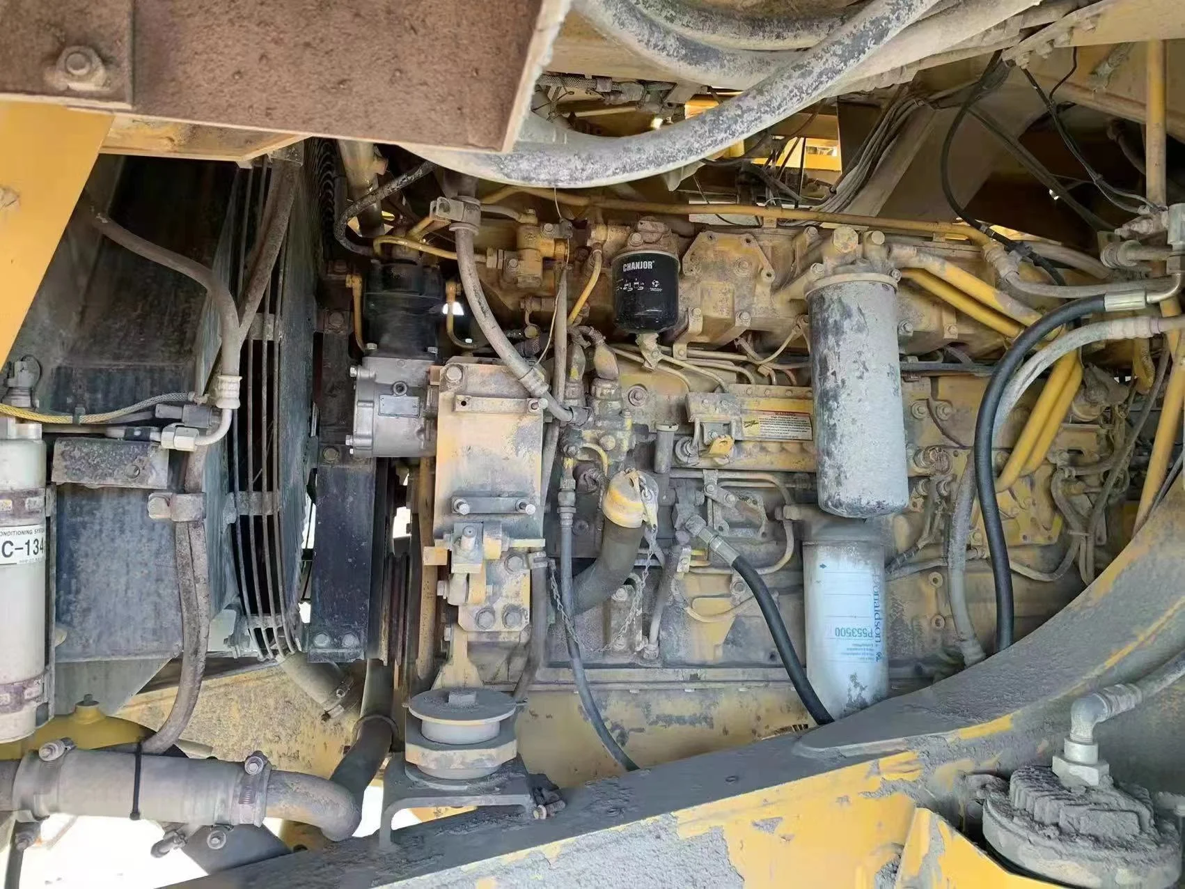 6 шт. Komatsu HD465 Подержанный самосвал 55-тонное горное оборудование для продажи
