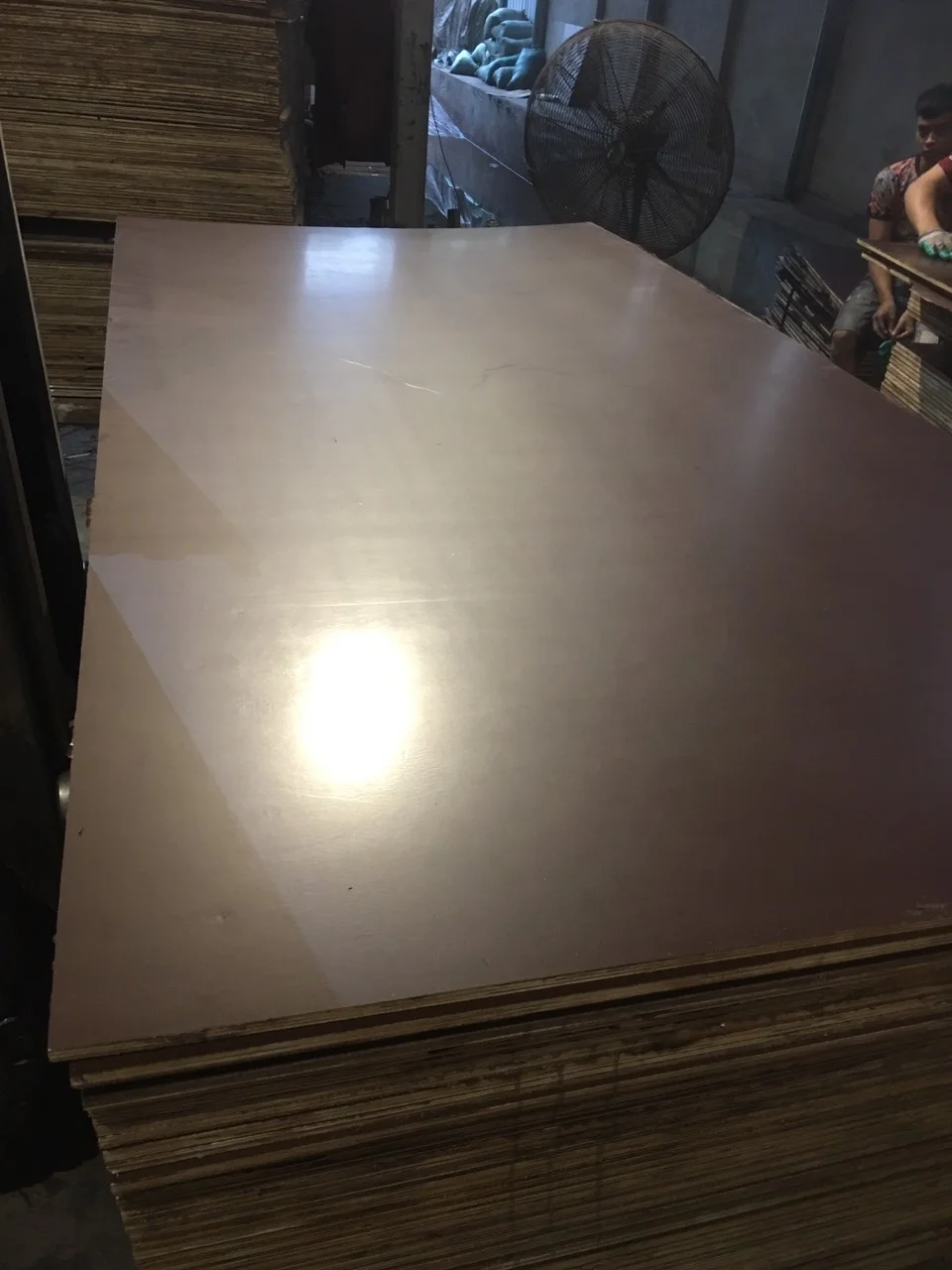 Viet Nam Film Faced Plywood Construction 12mm Marine Plywood Phenolic 12mm black marine film faced plywood for construction