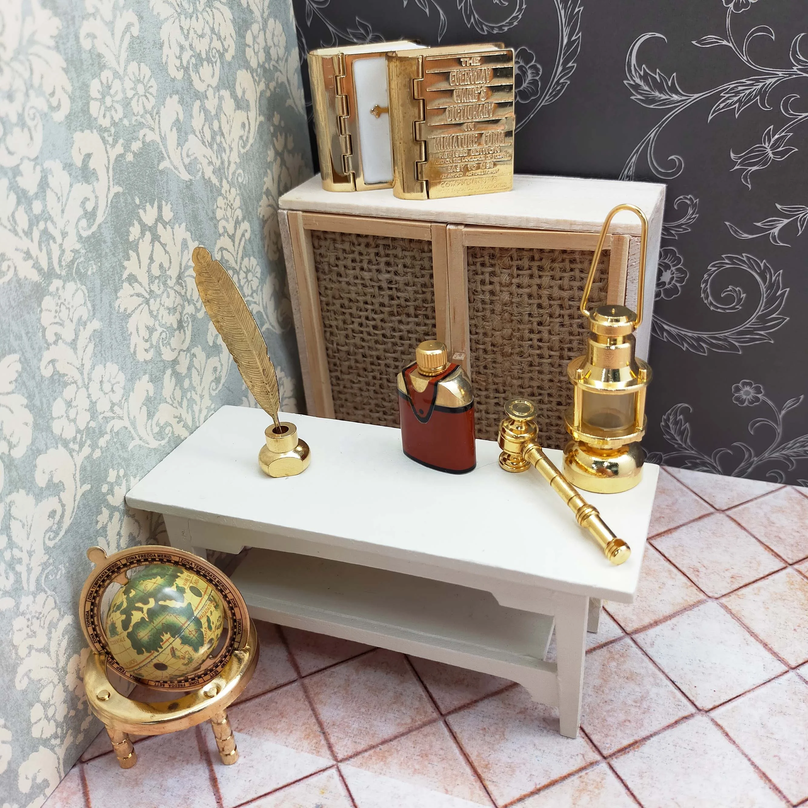 Miniature Doll House 1:12 Fancy Study Roon