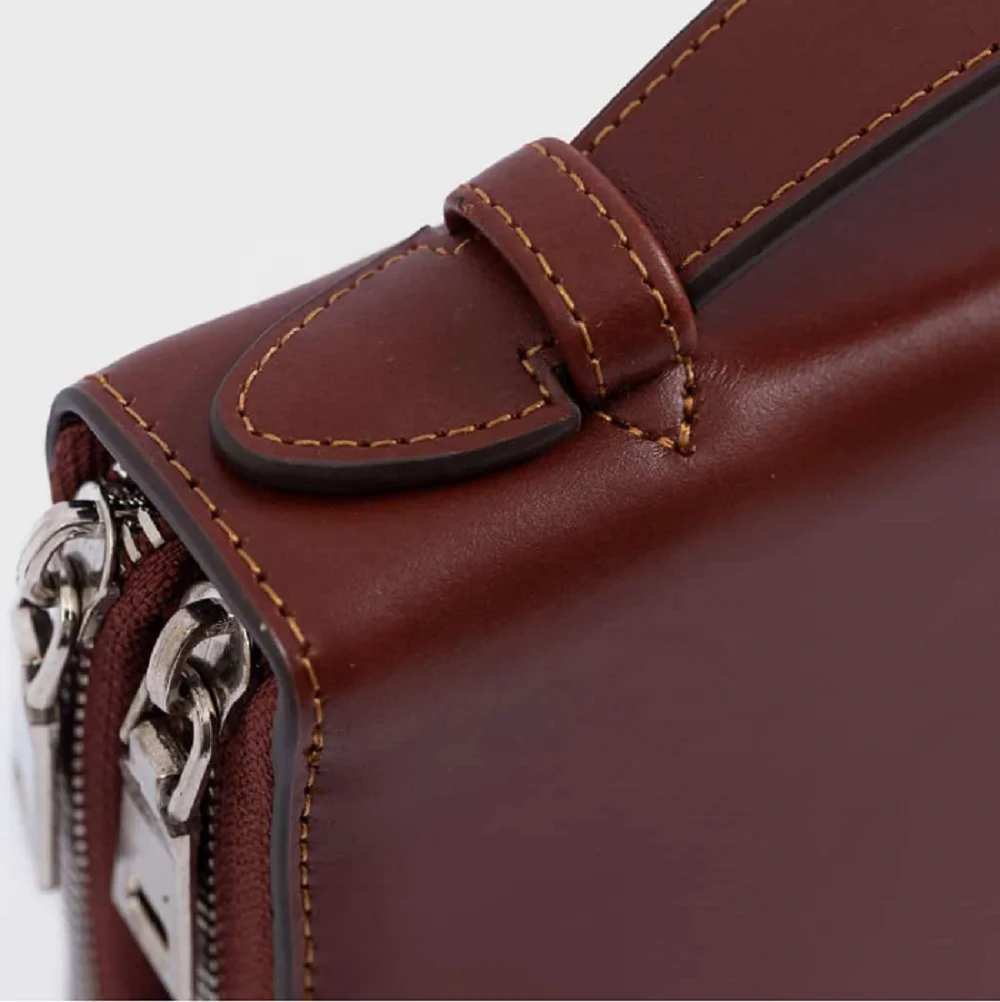 Vietnam Factory OEM Budget Friendly Hot Sale Trendy Genuine Cowhide Leather Clutch For Women
