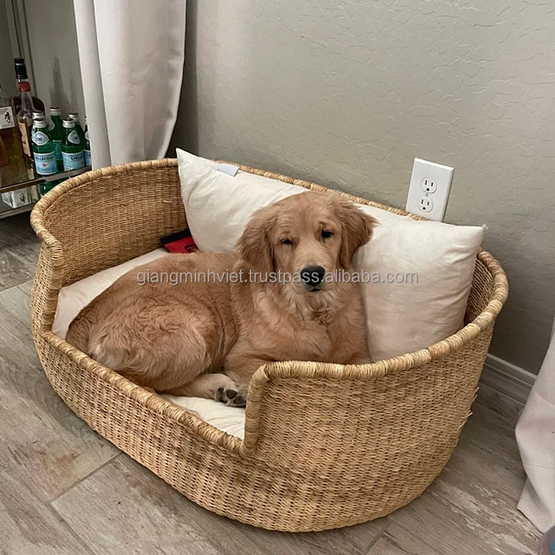 Handmade Wicker Non-toxic Indoor Cat House Small Dog Sleeping Bed Water Hyacinth Pet Basket Bed Made in Vietnam