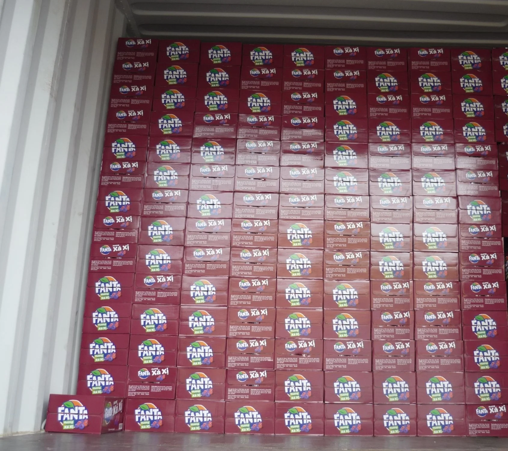 Wholesale Fanta Sarsi soft drink can 320ml x 24