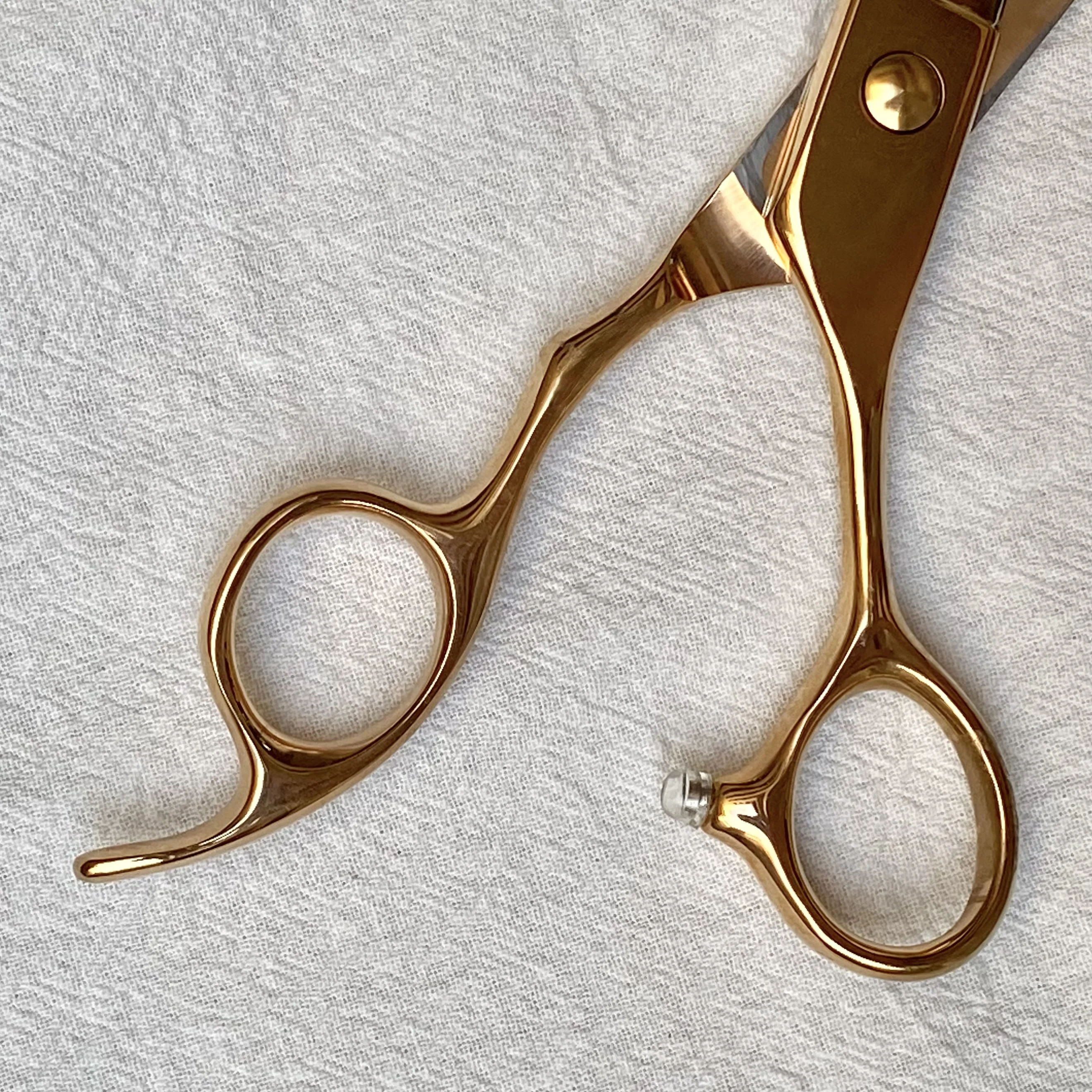 Top Selling 8 Inch Right Hand Rose Blond Offset Pet Hair Cutting Curved Scissors Dog supplies