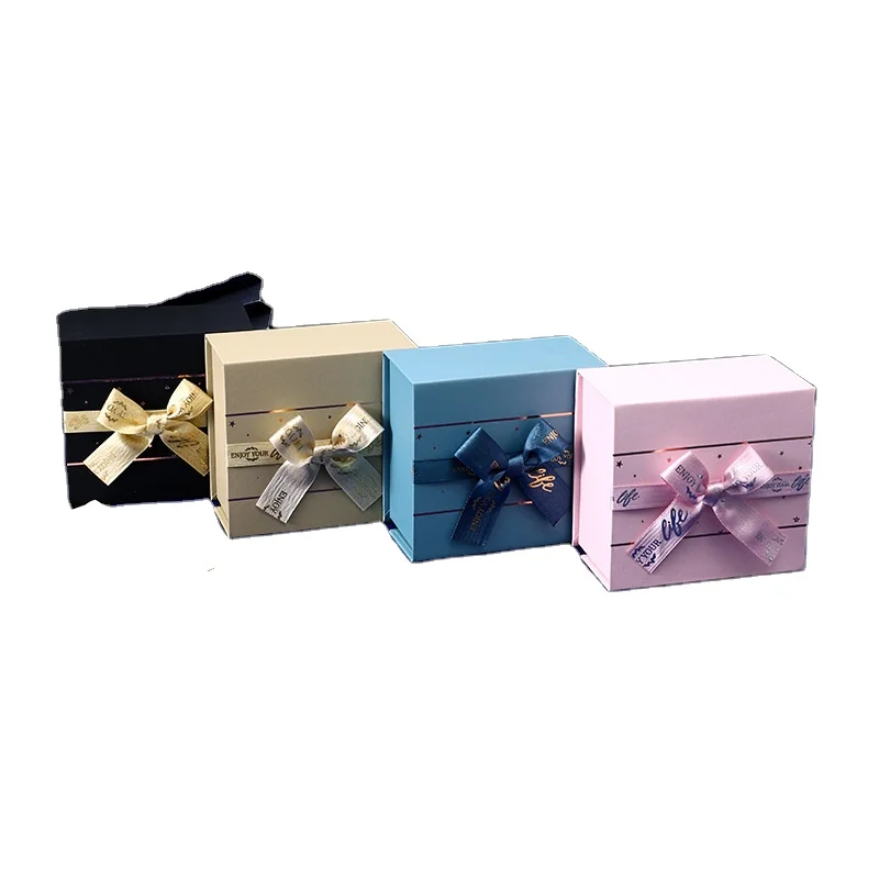 Wallpaper magnetic flip box Cosmetics belt Gift box Holiday gift perfume box