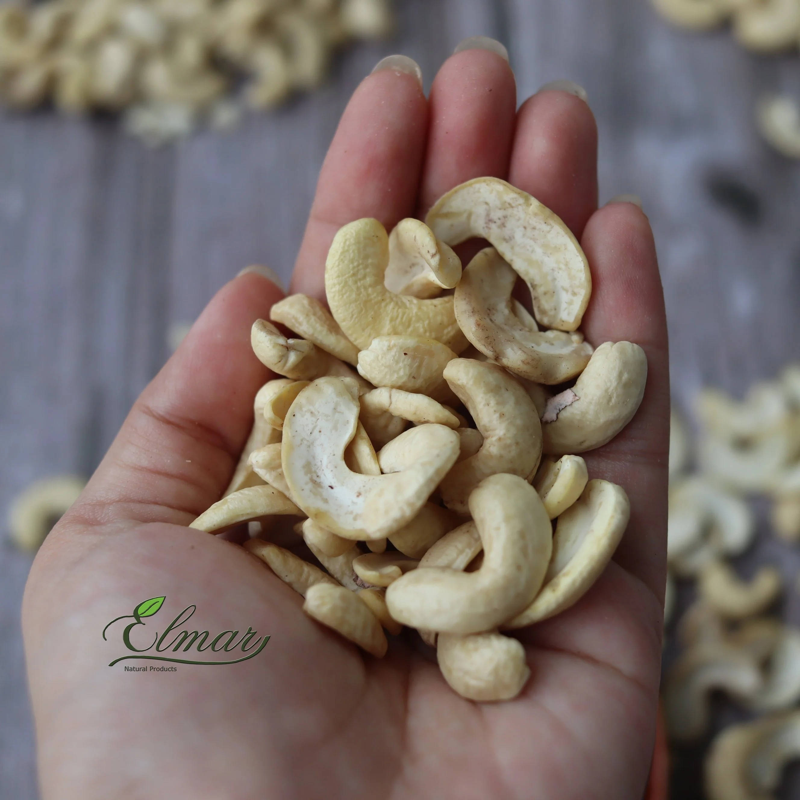 CASHEW NUT BROKEN WHITE COLOR PREMIUM QUALITY WHOLE SPLIT CASHEW KERNEL NEW CROP CRISPY CASHEW NUT TOP QUALITY READY SHIPMENT