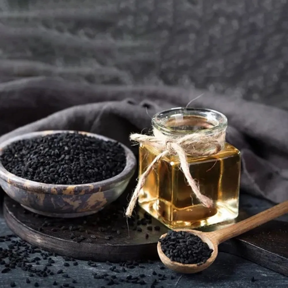 Wholesale Supply Hot Selling 5% Thymoquinone Cold Pressed Nigella Sativa Oil Black Seed Oil for Hair and Skin Essential Oil