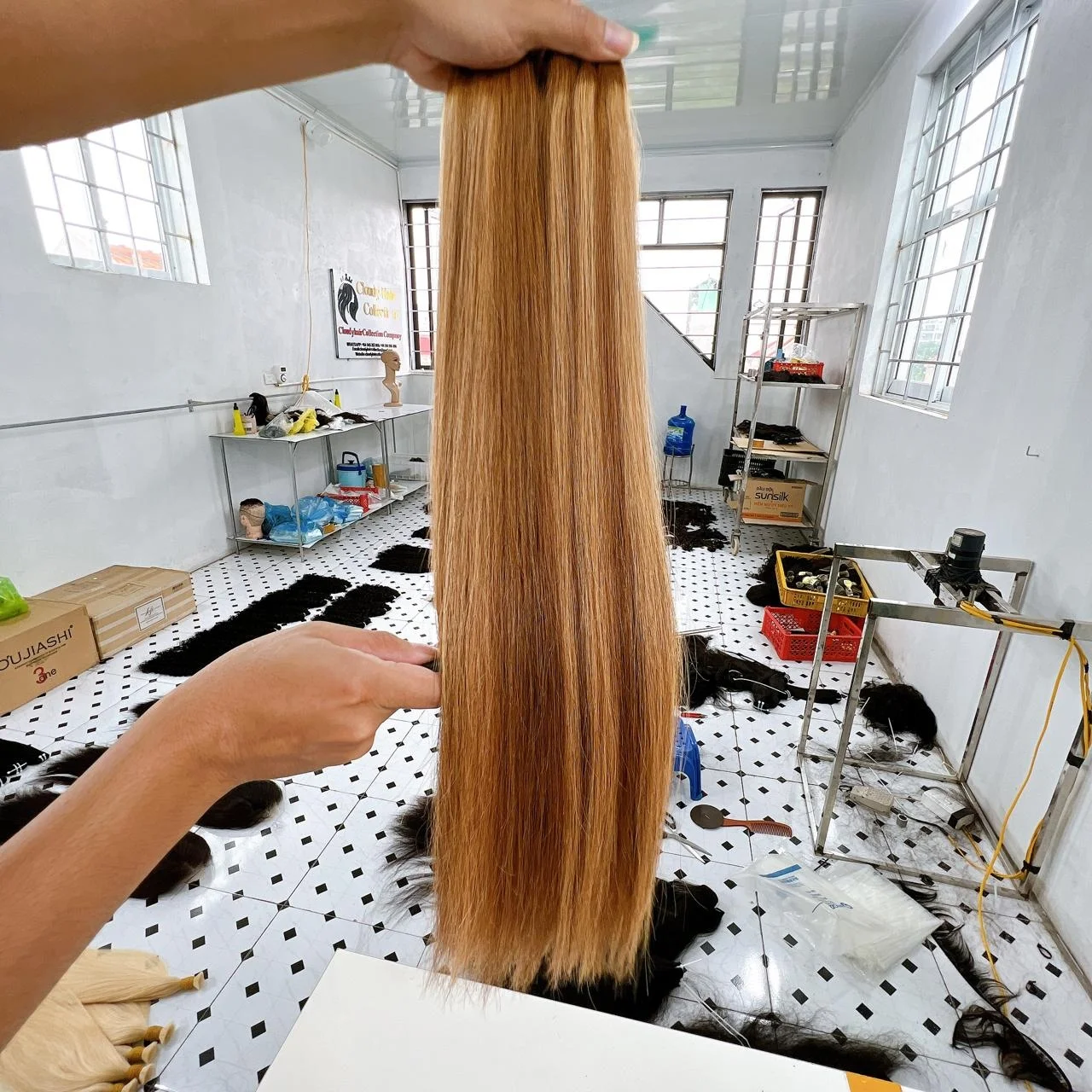 Оптовая продажа прямые 100% человеческие волосы цвета пианино необработанные во Вьетнаме