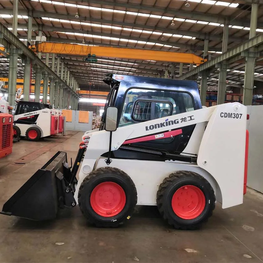 Тяжелое оборудование, компания Machinery Trader, продажа костей с бортовым поворотным поворотом Black Cat