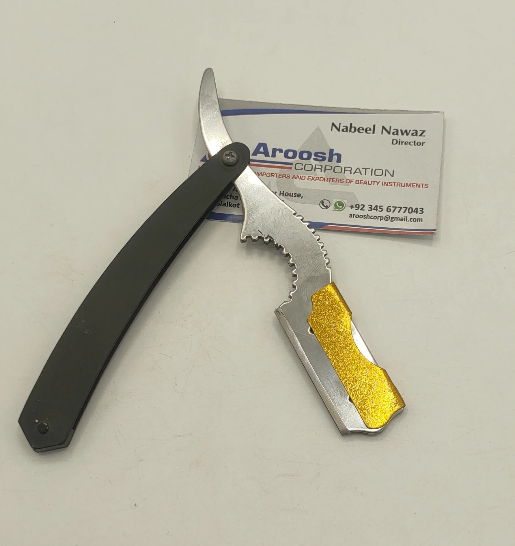 Wholesale Stainless Steel Black Manual Shaving Razor Single Blade Custom Logo Barber Razor Face Body Underarm Hair Bikini Use Sustainable