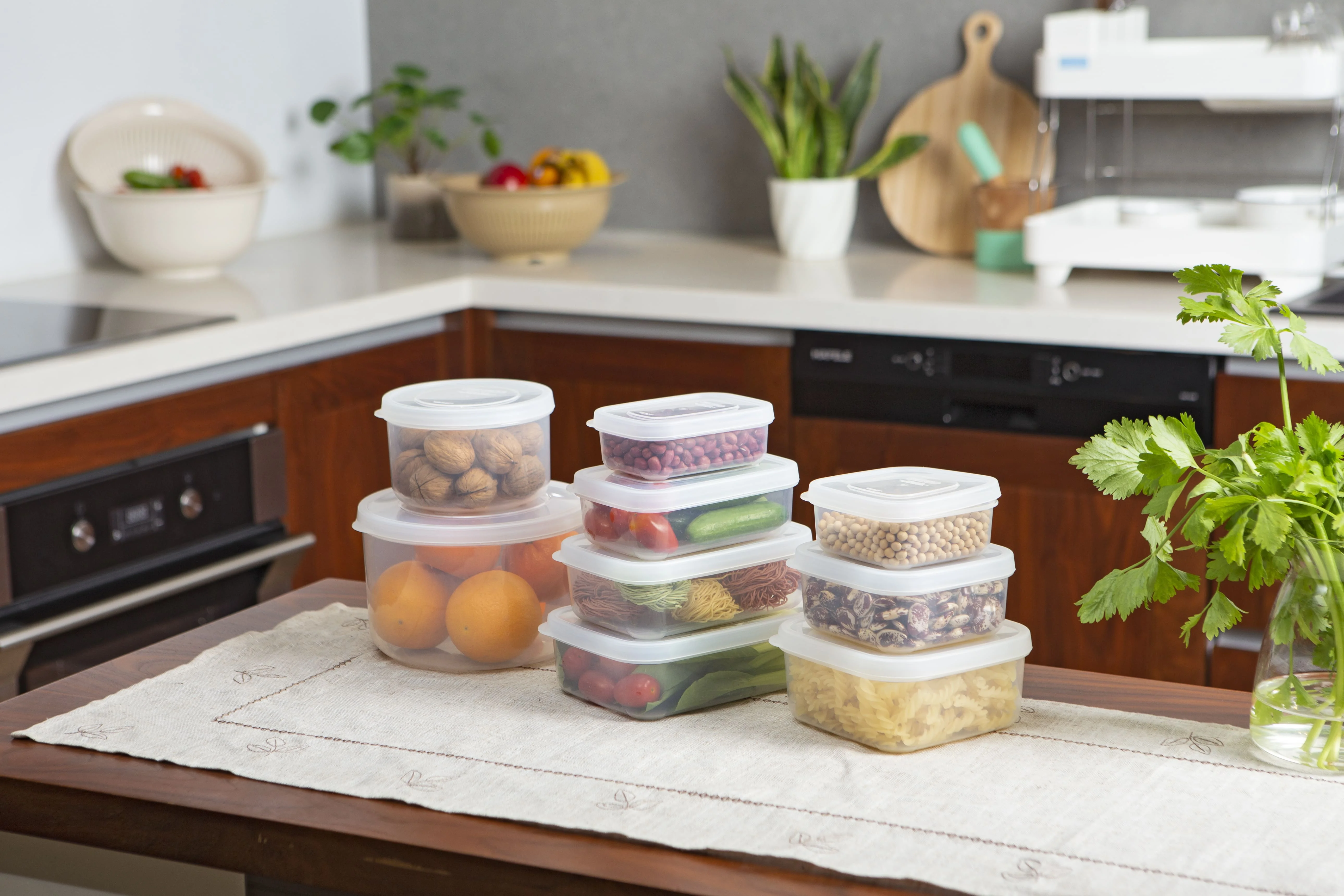 Best Quality Hokkaido square Food Storage Container Set 750-1500-2500 ml PP Plastic Odorless Temperature Resistant Preserve Food