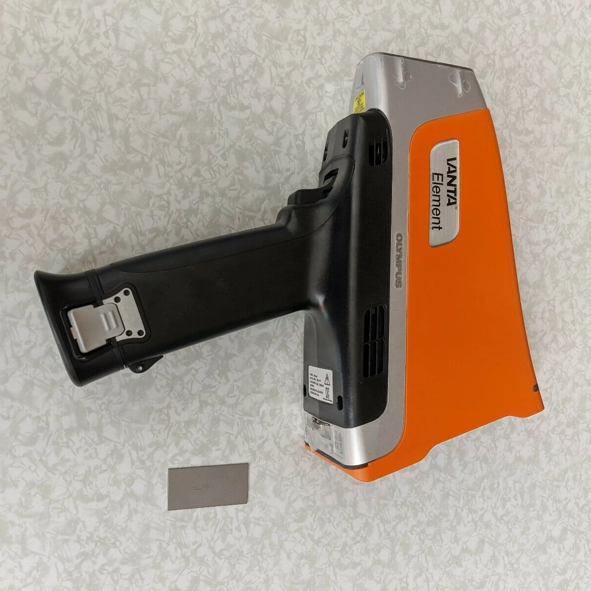 HIGH QUALITY DEMO OLYMPUS VANTA XRF HANDHELD ANALYZER ALLOY SCRAP PMI PRECIOUS METALS NITON WHOLESALES PRICE