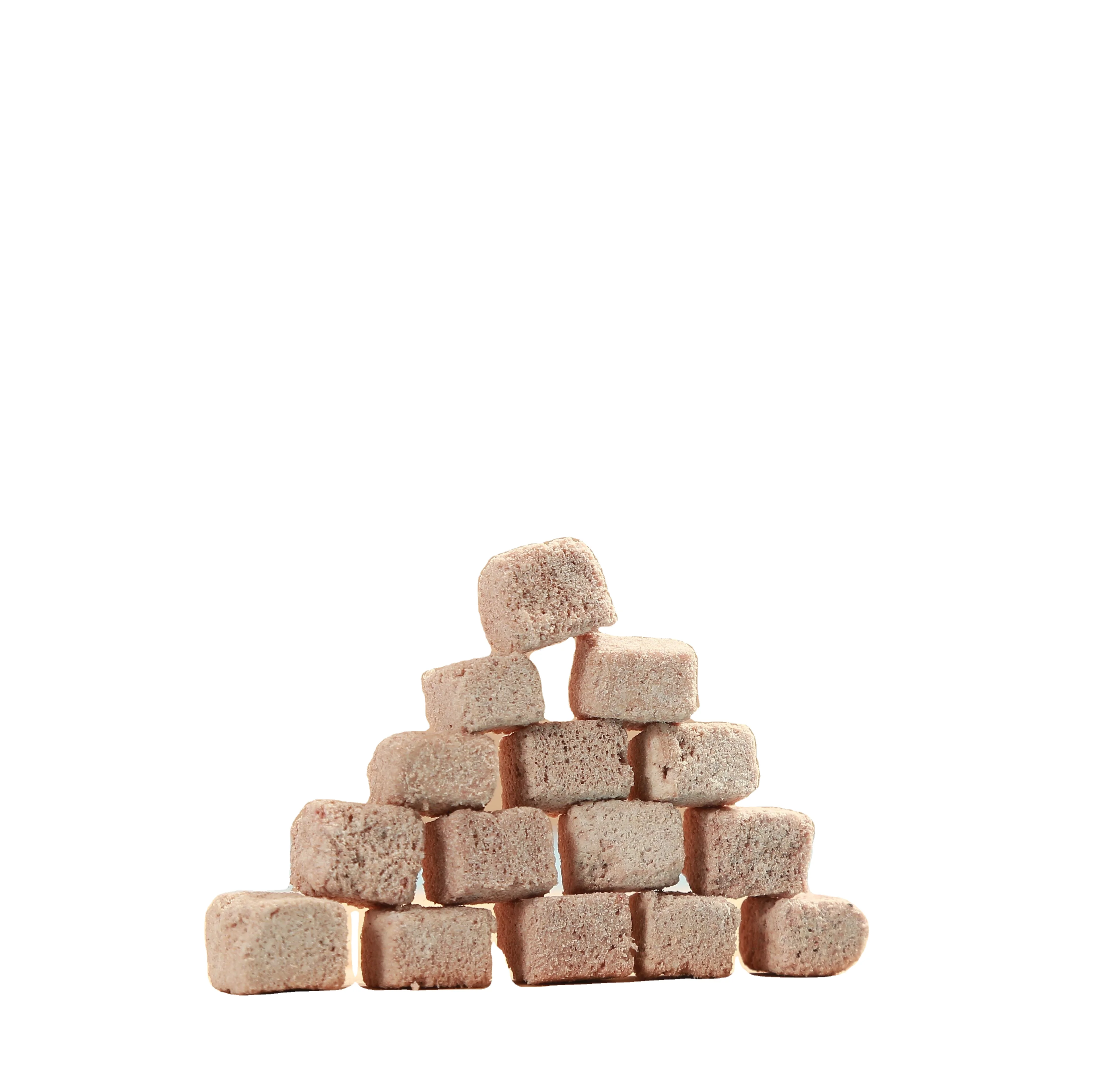 Dog treats Freeze-dried bucket beef pellets Dehydrated beef treats Pet food Wholesale cat treats