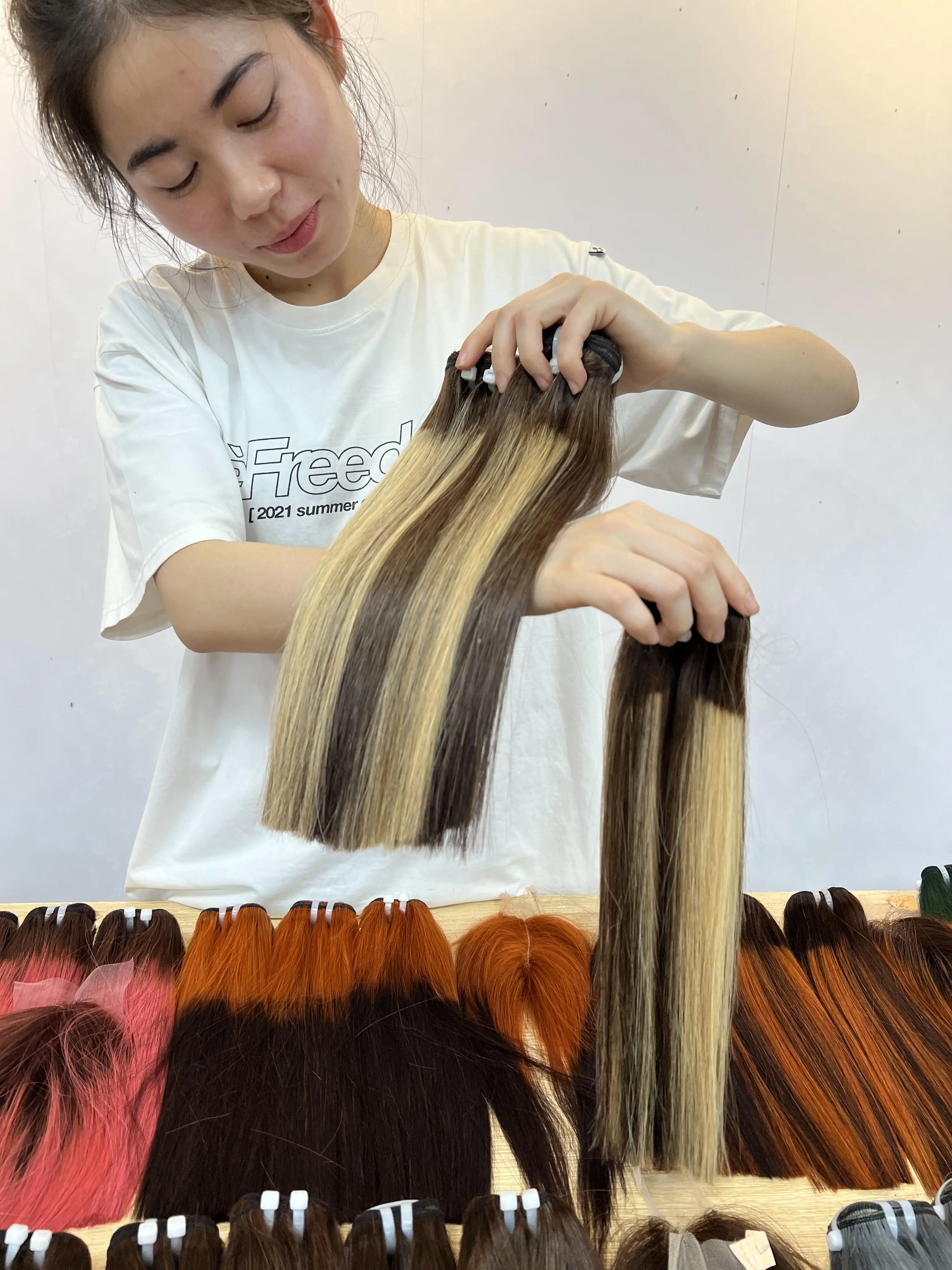 100% вьетнамские человеческие волосы прямые пучки костей пианино цвета волос с застежкой необработанные