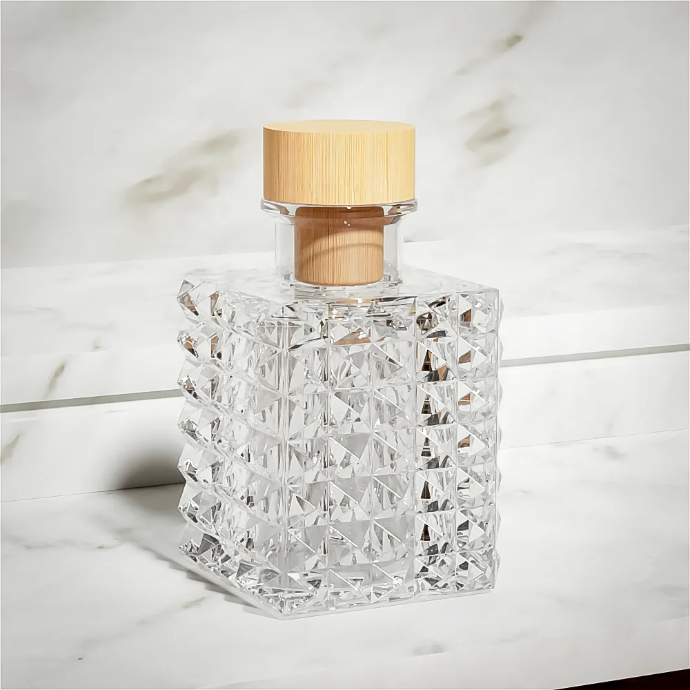 Custom Attar Bottles Ribbed Refillable Perfume Glass Spray Reed Oil Diffuser Bottle with Cork Stopper