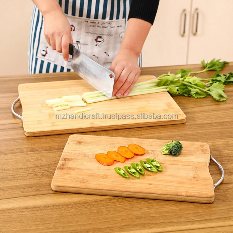
Latest 2021 wholesale kitchen bamboo chopping cutting board with handle By MZ Handicraft 
