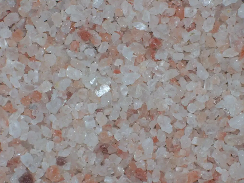 100% Pure Himalayan Salt Coarse Grade Granular available in very reasonable prices and high quality products