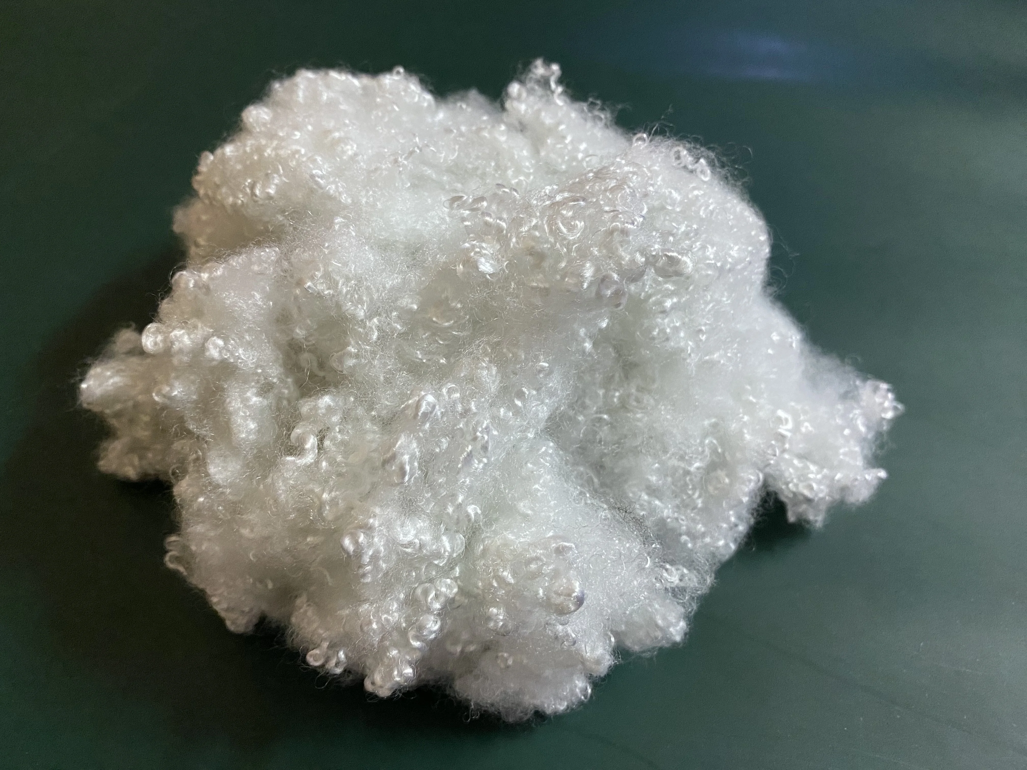Wholesale Recycled 3D HCS White Hollow Conjugated Siliconized Polyester Staple Fibre HCS Filling for Toy Sofa Blanket Duvet