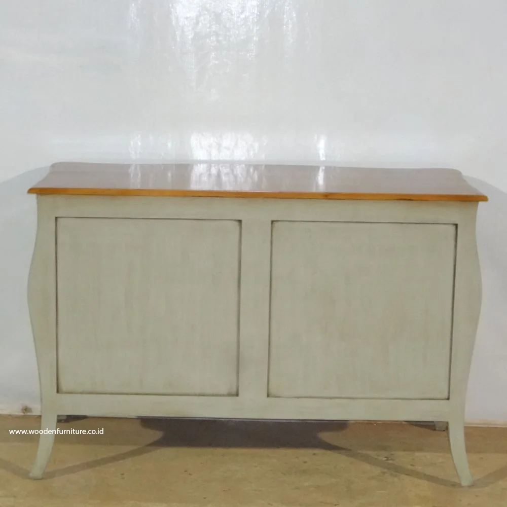 Деревянный буфет или сервант в французском стиле качестве кухонного шкафа предназначенного для мебели столовой