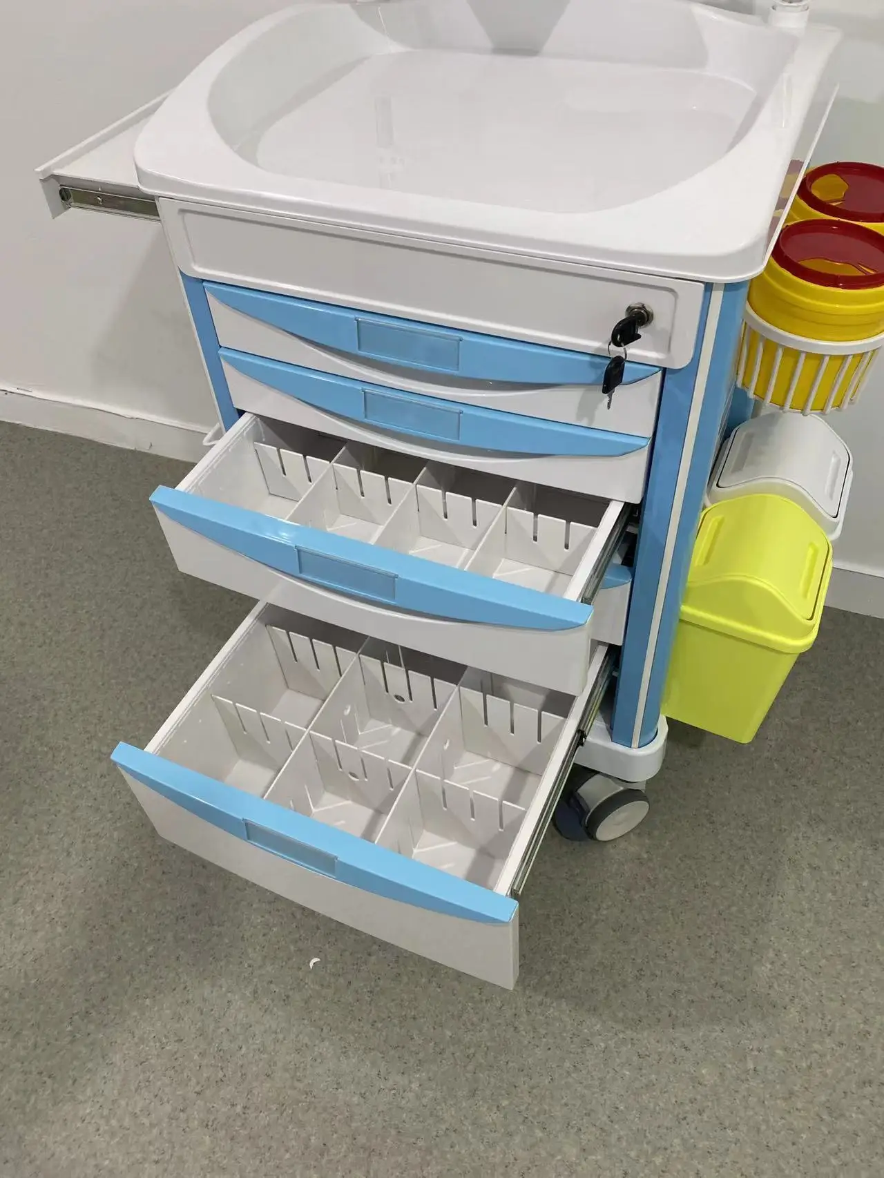 Best Selling Multi Functional Hospital Mobile Medical Drug Delivery Trolley with 5 Drawers & Accessories Direct Factory Price