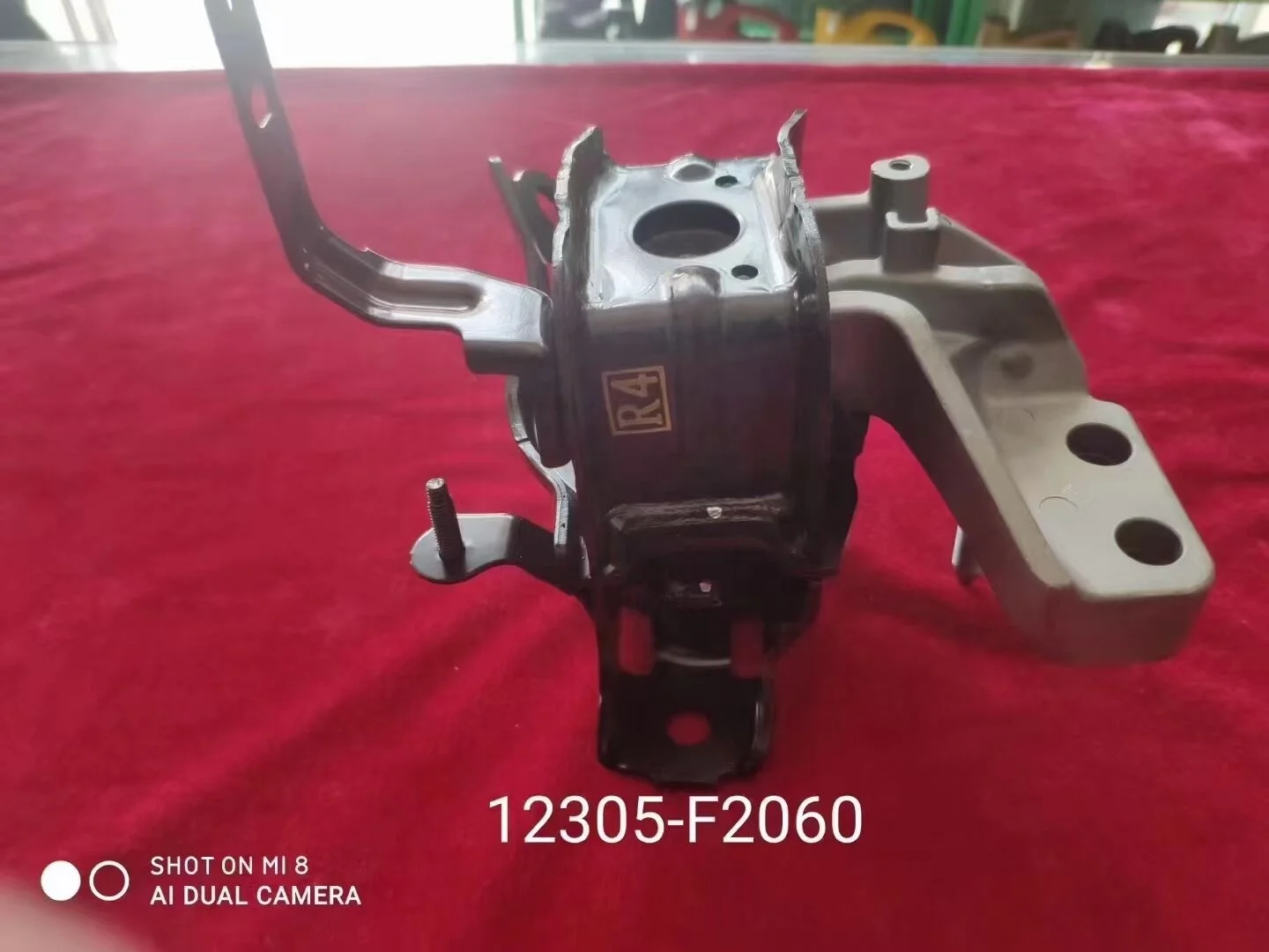 12305-24030 изолятор sub-assy для