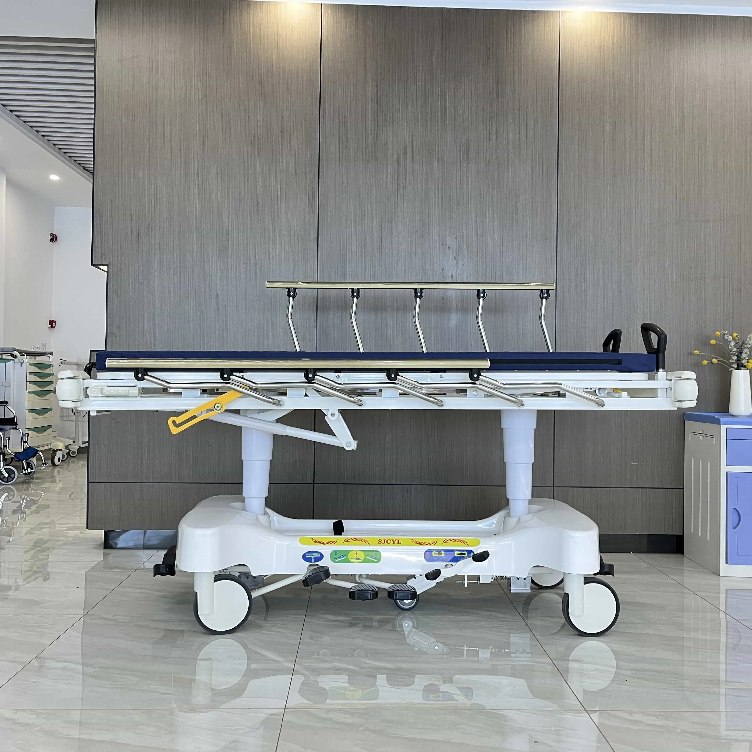 Hing Quality Professional Multifunctional Hospital Hydraulic Emergency Patient Transfer Bed with Direct Factory Wholesale Price