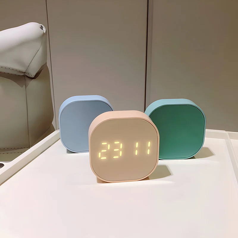 T534 China Manufacturer Box Cute Timer Led Alarm Kids Desk Small Mini Desktop With Usb Digital Day Clock