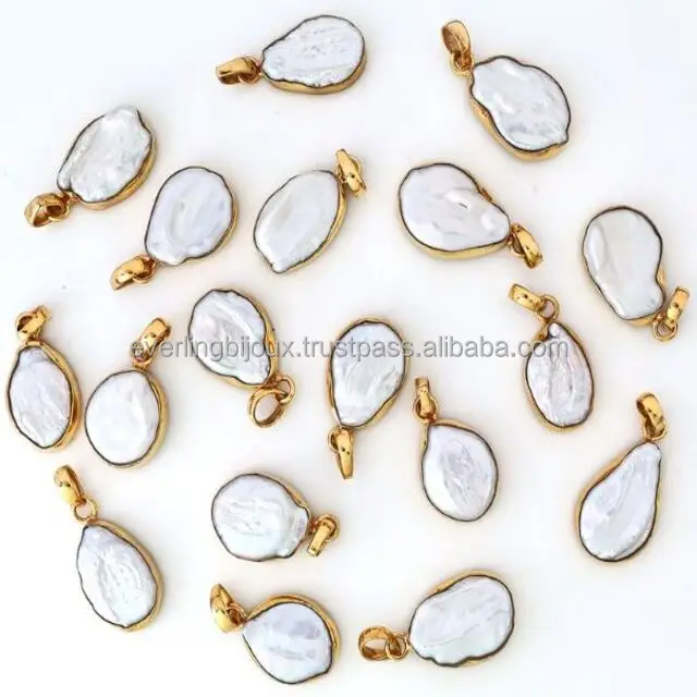 18kt Gold Plated Free Form Pendant Necklace Minimalist Brass Jewelry with Natural Freshwater Pearl Perfect Party Gift