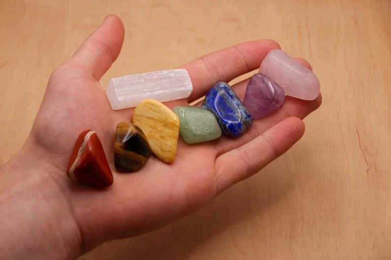 Chakra Crystal Set 8 Pcs Tumbled Stones With Selenite Stick 7 Chakra Stones  Reiki Crystals Meditation Gift Energy Points