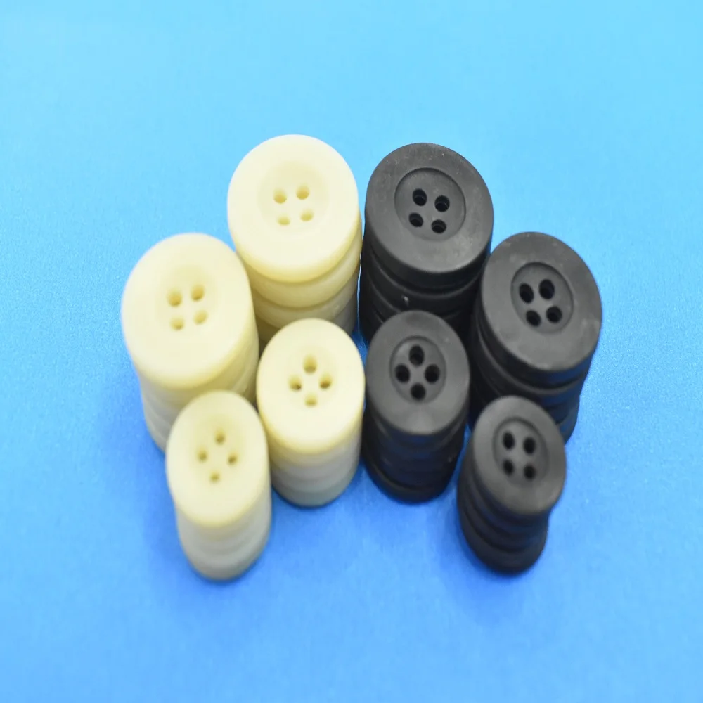 Hot Sale Recycled Nylon Suitable for T-Shirts Polo Simple Design Black Round 4 Holes Shirt Button