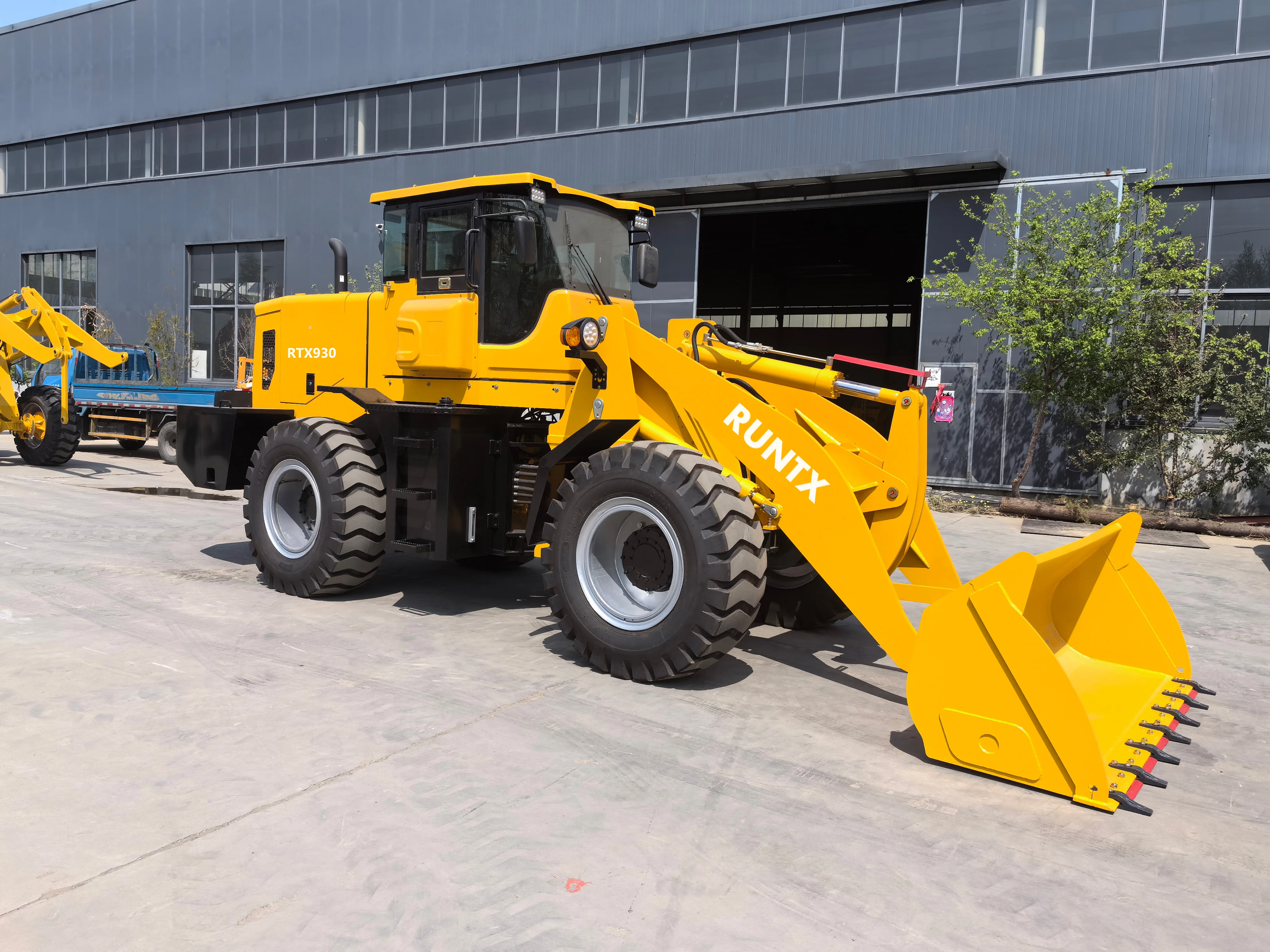 Runtx Factory Direct Sale New Loader 3 Ton Compact Wheel Loader Front End Loader with Low Cabin